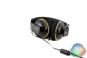 Corsair H1500 Headset Shot 1