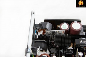 AS7V0884