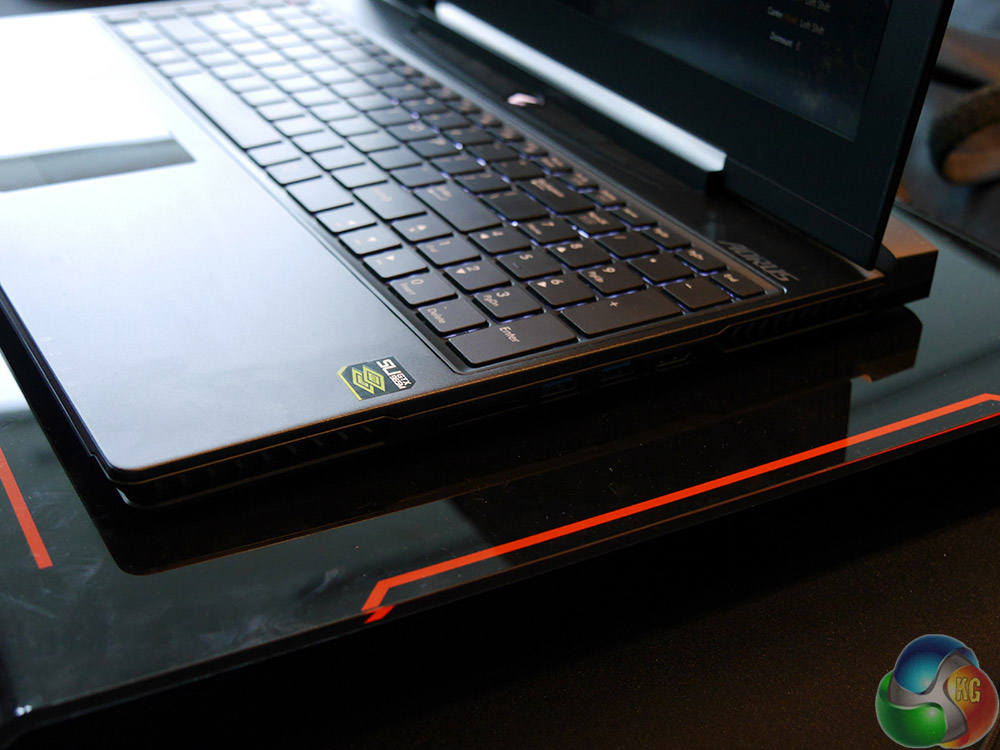 gigabyte04