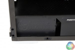AS7V1802