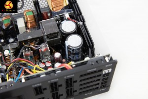 AS7V2303