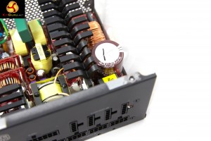AS7V2625