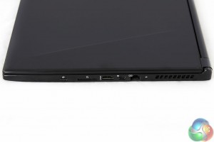 AS7V3021