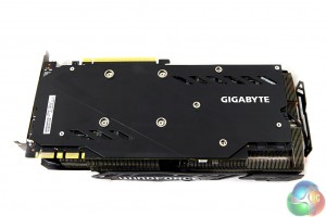 AS7V3825