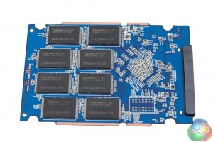 AS7V4785