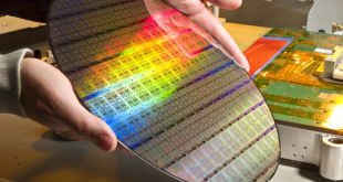 ibm-300mm-power7-wafer-1-100525856-large.png