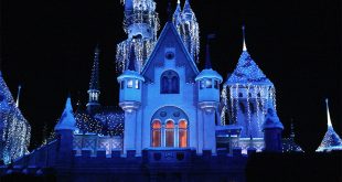 disneychristmas.jpg